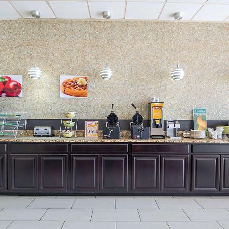 Quality Inn Суитуотер Экстерьер фото