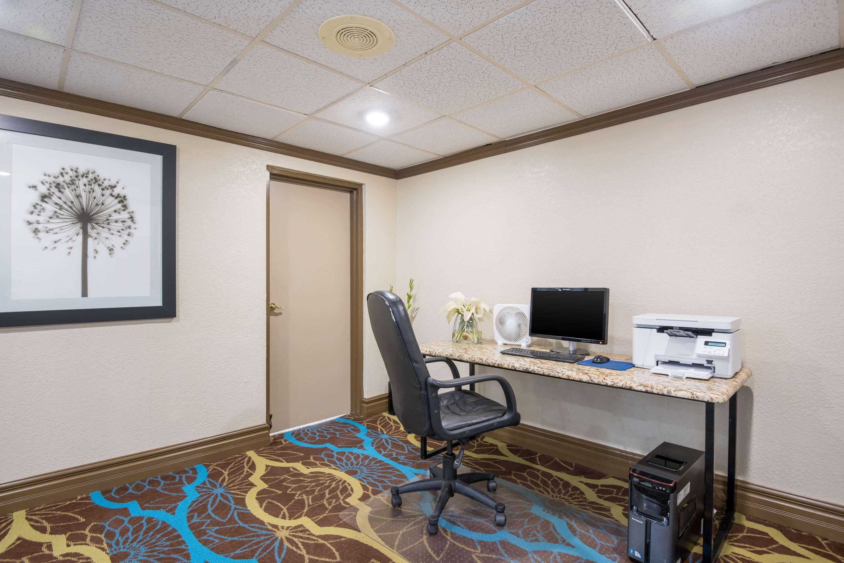 Quality Inn Суитуотер Экстерьер фото