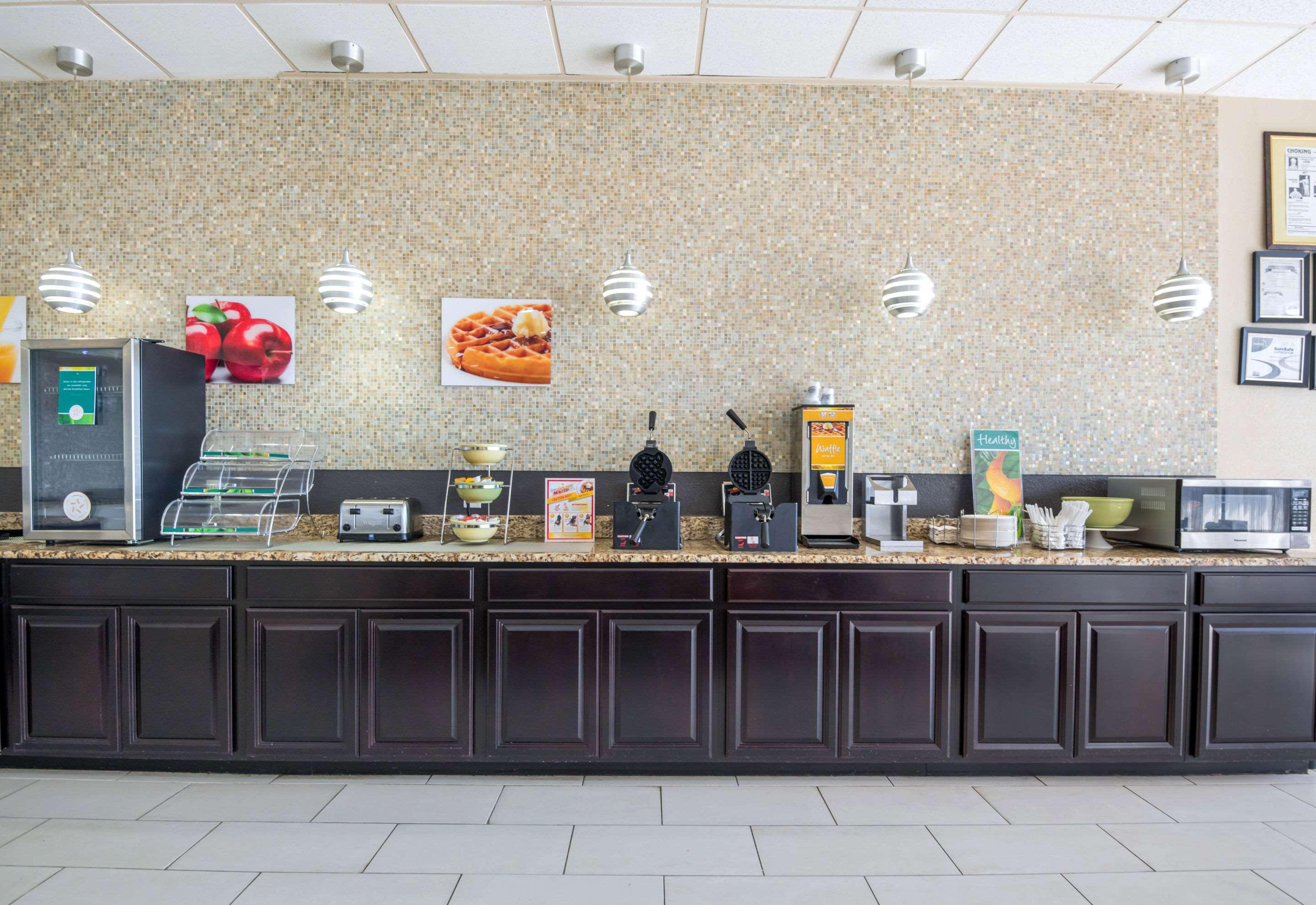 Quality Inn Суитуотер Экстерьер фото